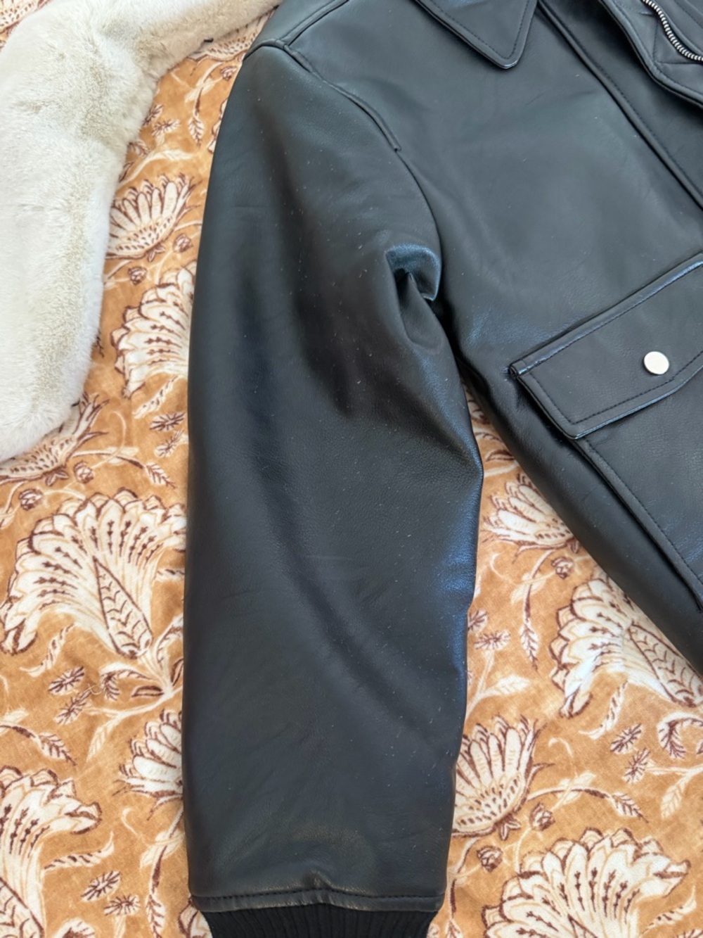 Abercrombie & Fitch Black Leather Bomber Jacket with Snap Pockets - Picture 2 of 2